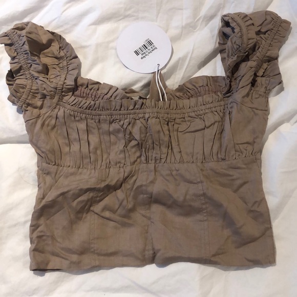 COPY - Elouise crop top in beige - Picture 4 of 5